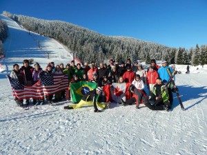 923144_598260116925309_1988192090_n